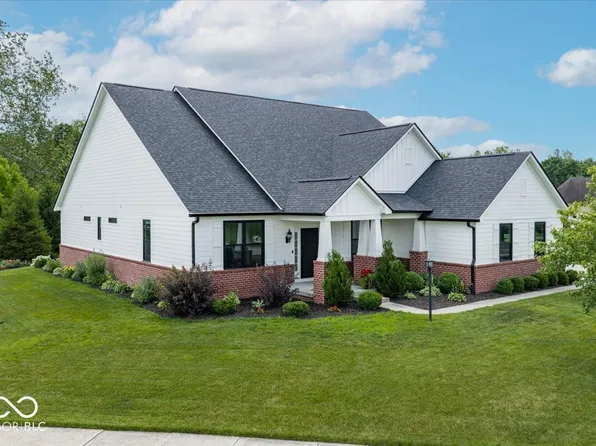 910 Viking Sunrise Ln, Westfield, IN 46074