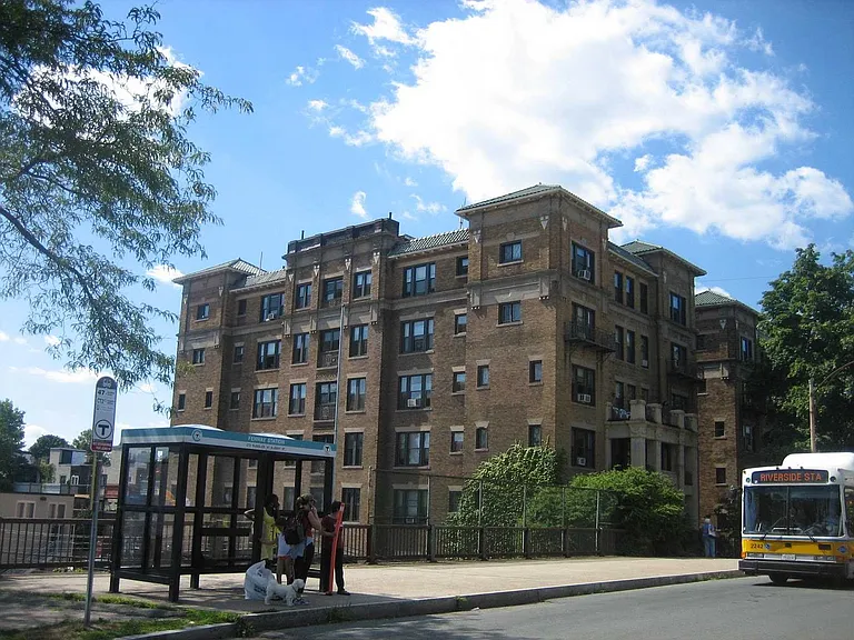Park Dr — Photo 20