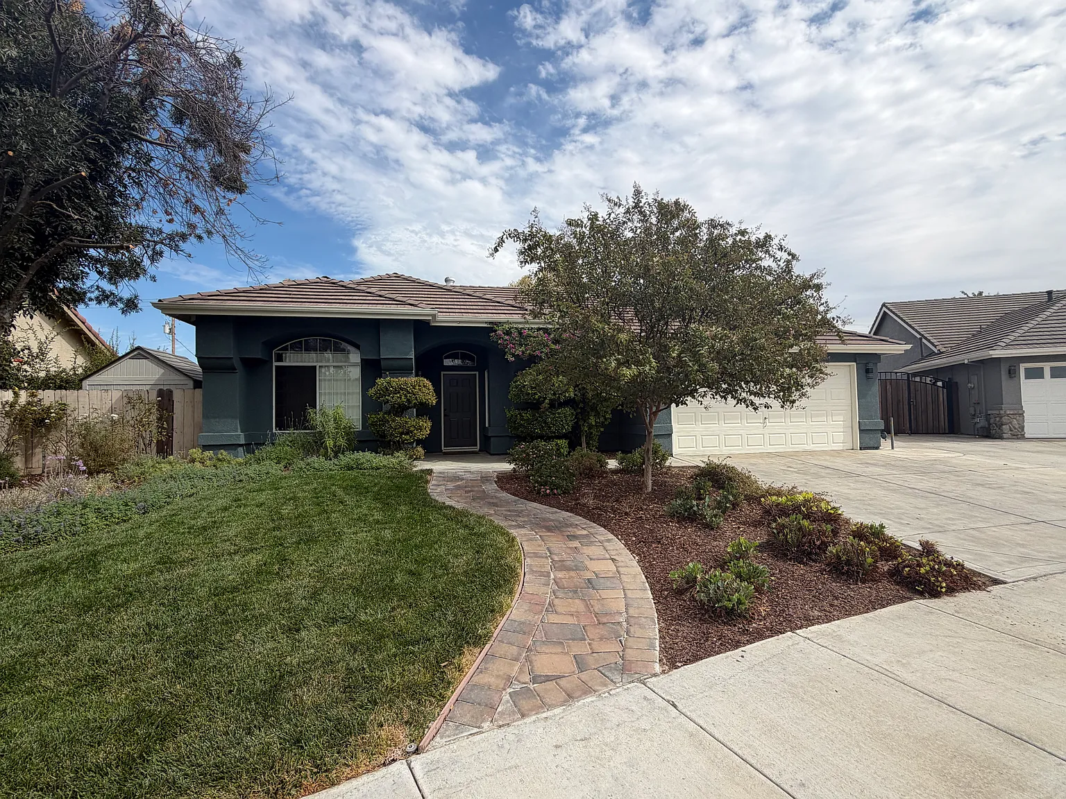 3 bed, 1508 sqft, $2,400 — Photo 3