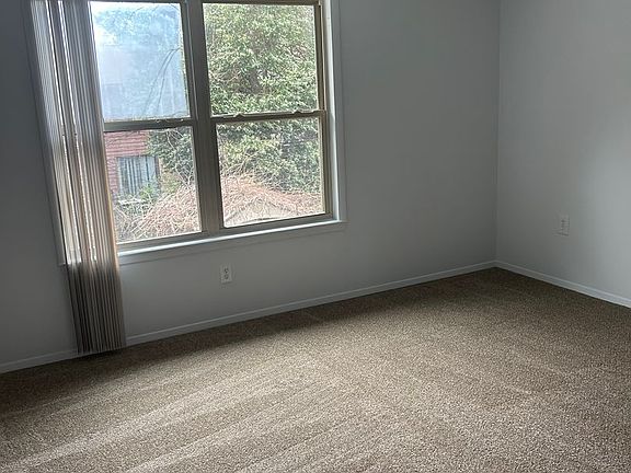 2nd image of 11 Poulton Dr E Floor F