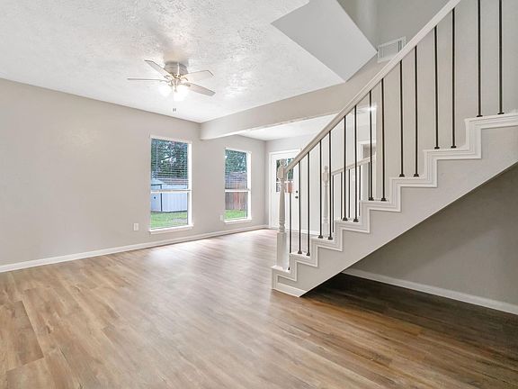 5th image of 23311 Montague Dr