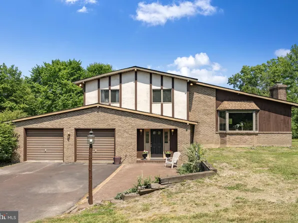 20 E Paletown Rd, Quakertown, PA 18951