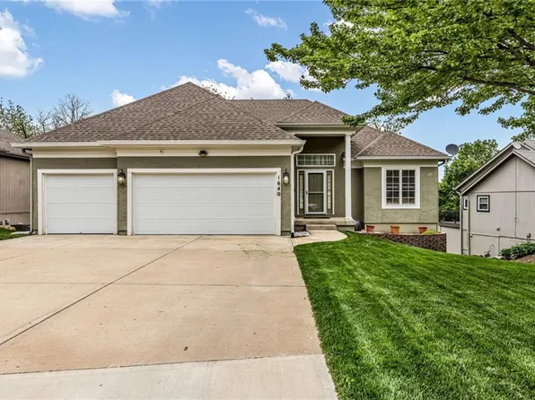 1640 N Hunter Dr, Olathe, KS 66061