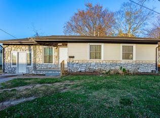 1004 E 13th St, Hopkinsville, KY 42240
