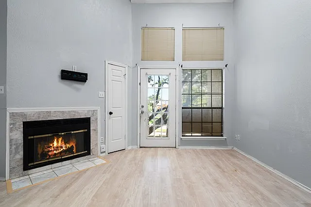 2 bed, 870 sqft, $1,650 — Photo 3