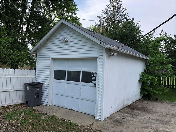 3rd image of 421 Ohio Ave