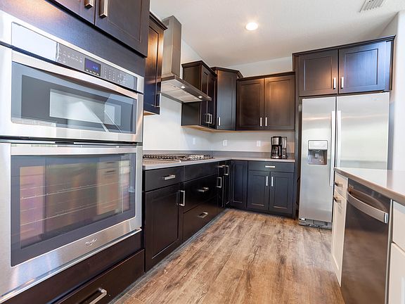 3rd image of 26131 W Wahalla Ln
