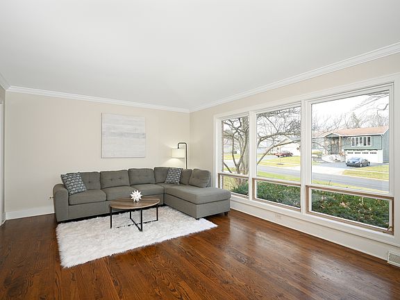4th image of 681 Marston Ave