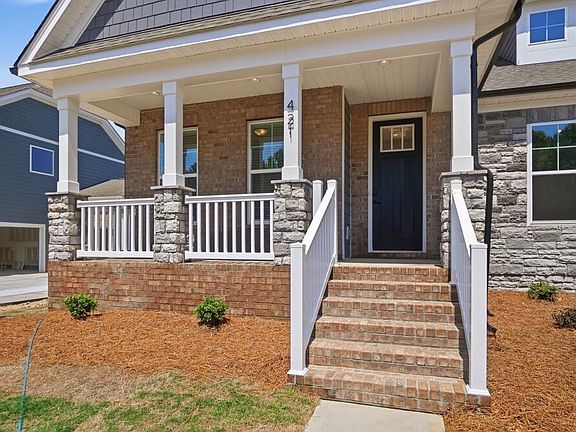 These photos are representative of this floor plan, but all options may not be available in every co