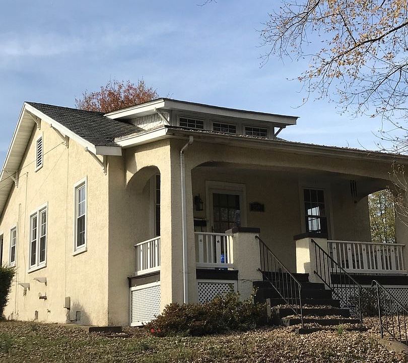 1st image of 2706 Clifton Ave