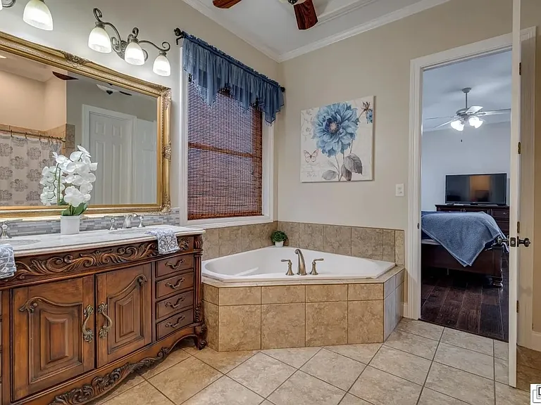 110 Maison Dr — Photo 29