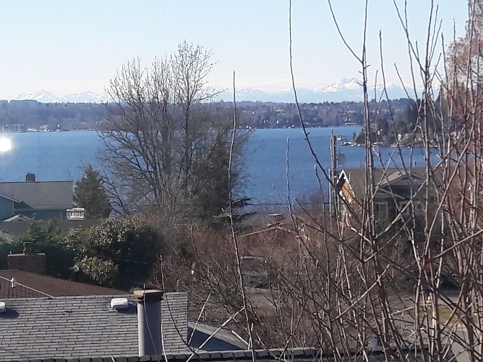2nd image of 991 N 33rd Pl