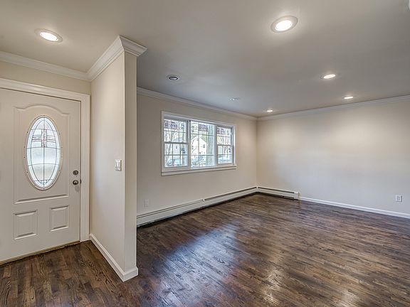 5th image of 58 N 15th St