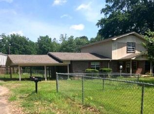 106 Red Bud Dr, Broken Bow, OK 74728