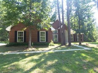 20 Cornerstone Rd, Hattiesburg, MS 39402