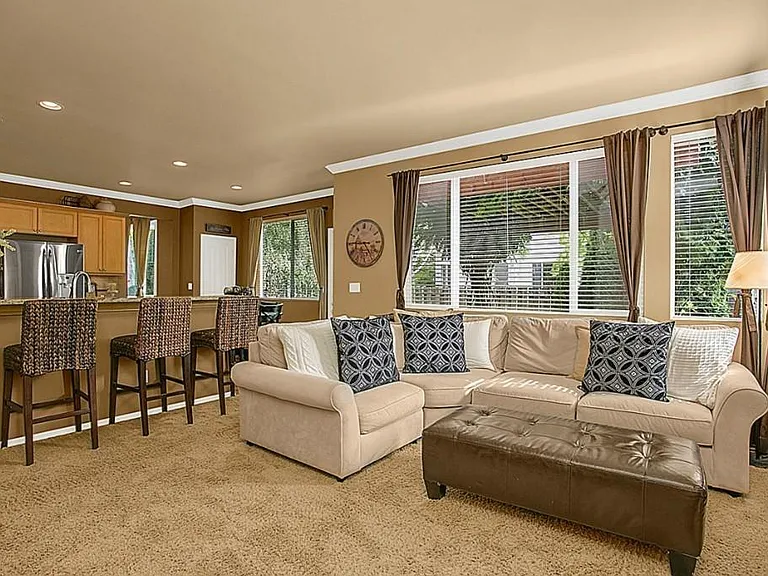 24011 SE 11th Pl — Photo 11