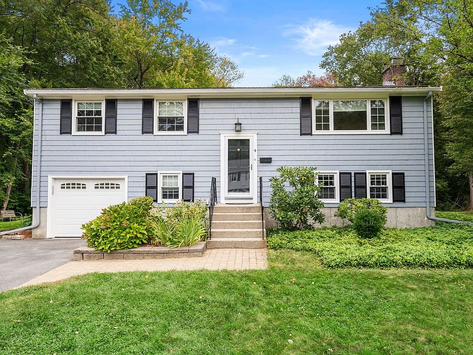 1st image of 4 Woodmere Rd