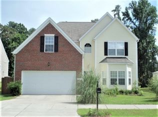 305 Timber Meadow Lake Dr, Fuquay Varina, NC 27526