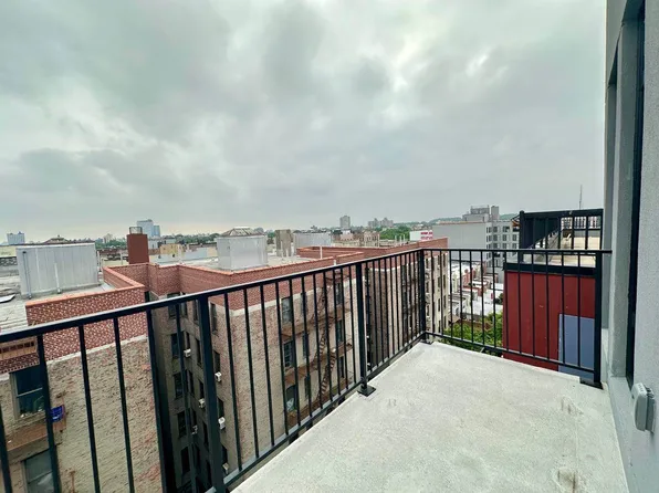 264 Sullivan Place image 6 of 7