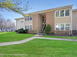 68 Privet Pl, Red Bank, NJ 07701