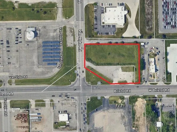 1508 W Bristol Rd, Flint, MI 48507