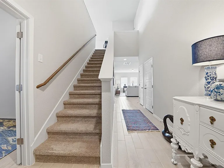 641 Running Creek Dr — Photo 5