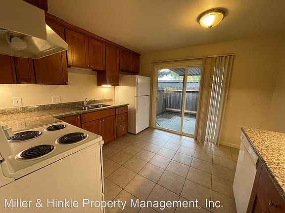 3rd image of 160 Kiely Blvd APT B