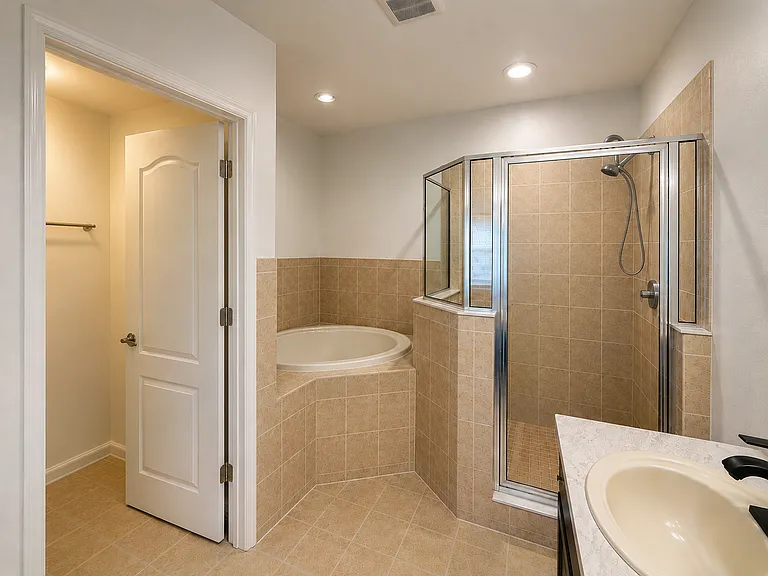 1035 Andrew Aviles Cir — Photo 17