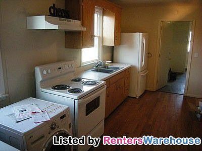 2nd image of 2625 Emerson Ave S APT 2