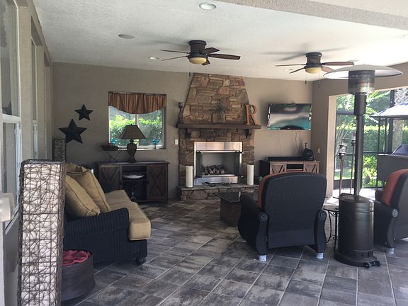 3rd image of 1006 Shadowmoss Cir