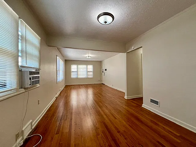 2 bed, $1,385 — Photo 3