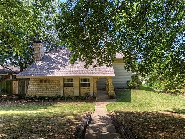 1st image of 754 Mockingbird Dr