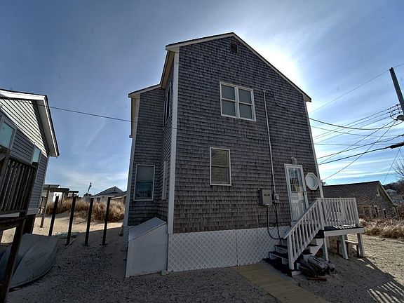 4th image of 109B Taylor Ave