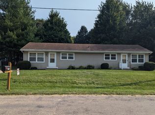 310 Hillcrest Ave #B, Rochelle, IL 61068