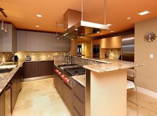 270 Ladue Oaks Cir, Saint Louis, MO 63141