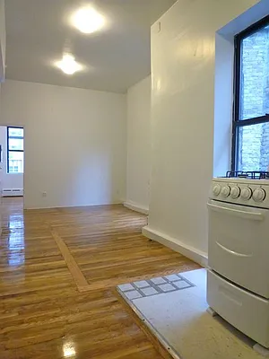 Rented by Authentic Realty | media 11