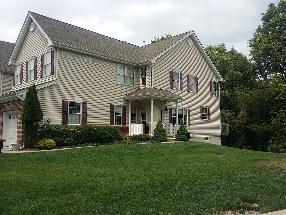 Beautiful  Townhouse 