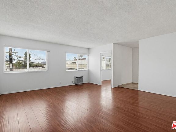 2nd image of 515 N Alfred St APT 204