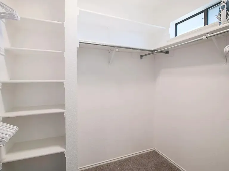 8319 Glen Canyon Dr — Photo 12