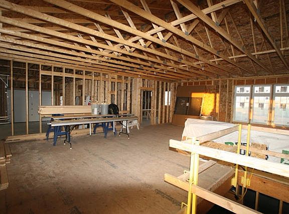 2nd image of 5037 Green Meadow Place