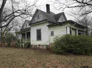 209 W 5th, Winfield, TX 75493