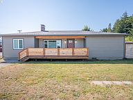 1990 Grant St, North Bend, OR 97459 | Zillow