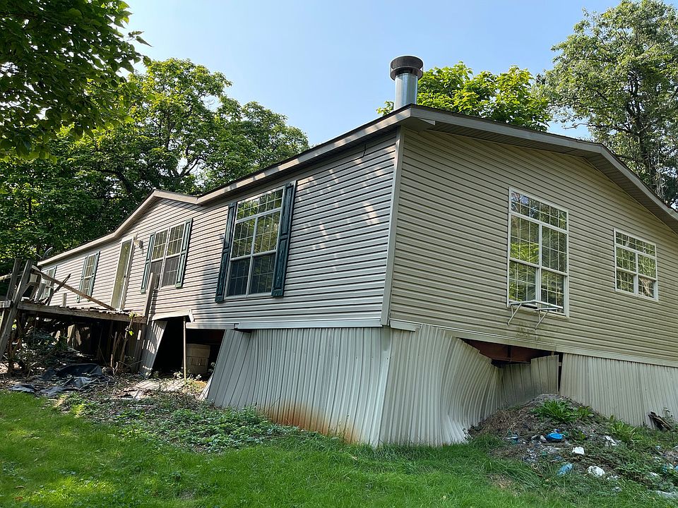 1st image of 120 W Pine St