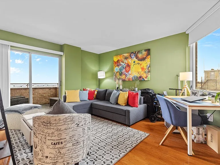2800 Wisconsin Ave NW #Penthouse 1002 — Photo 15
