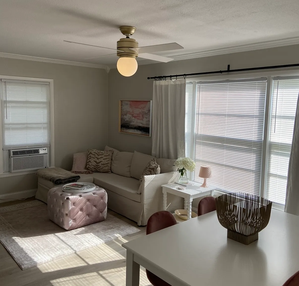 1 bed, 700 sqft, $1,099 — Photo 1
