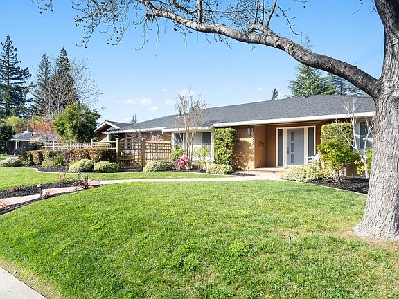 2nd image of 15937 Cherry Blossom Ln