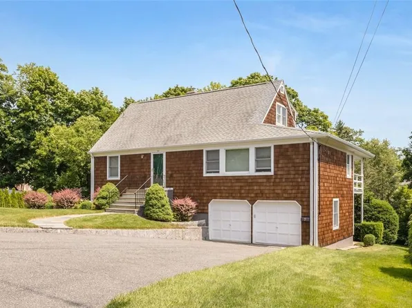 26 Berkley Drive, Rye Brook, NY 10573