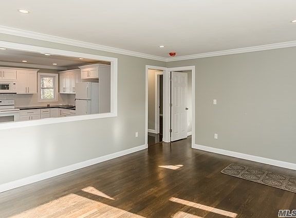 3rd image of 51 Lieper St