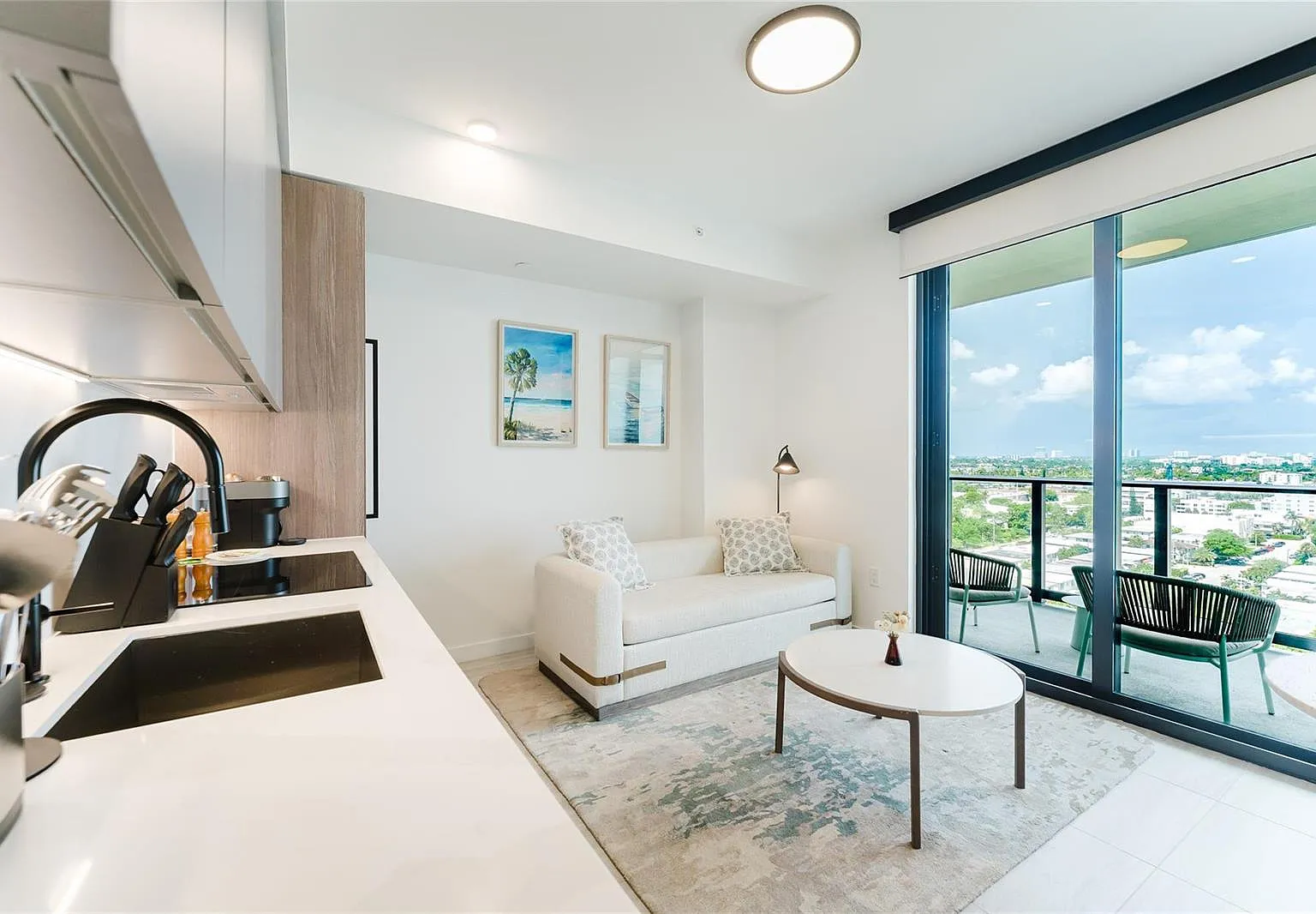 1 bed, 1.0 bath, 466 sqft, $4,500 — Photo 3