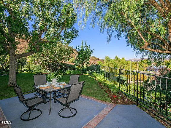 4th image of 32322 Saddle Mountain Dr